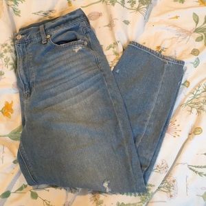 American Eagle Mom Jeans